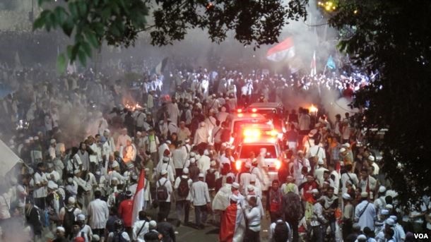 Sectarianism, culture and politics